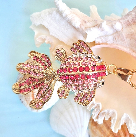 Pink Crystals Goldfish Pendant Necklace NWT - Picture 5 of 6